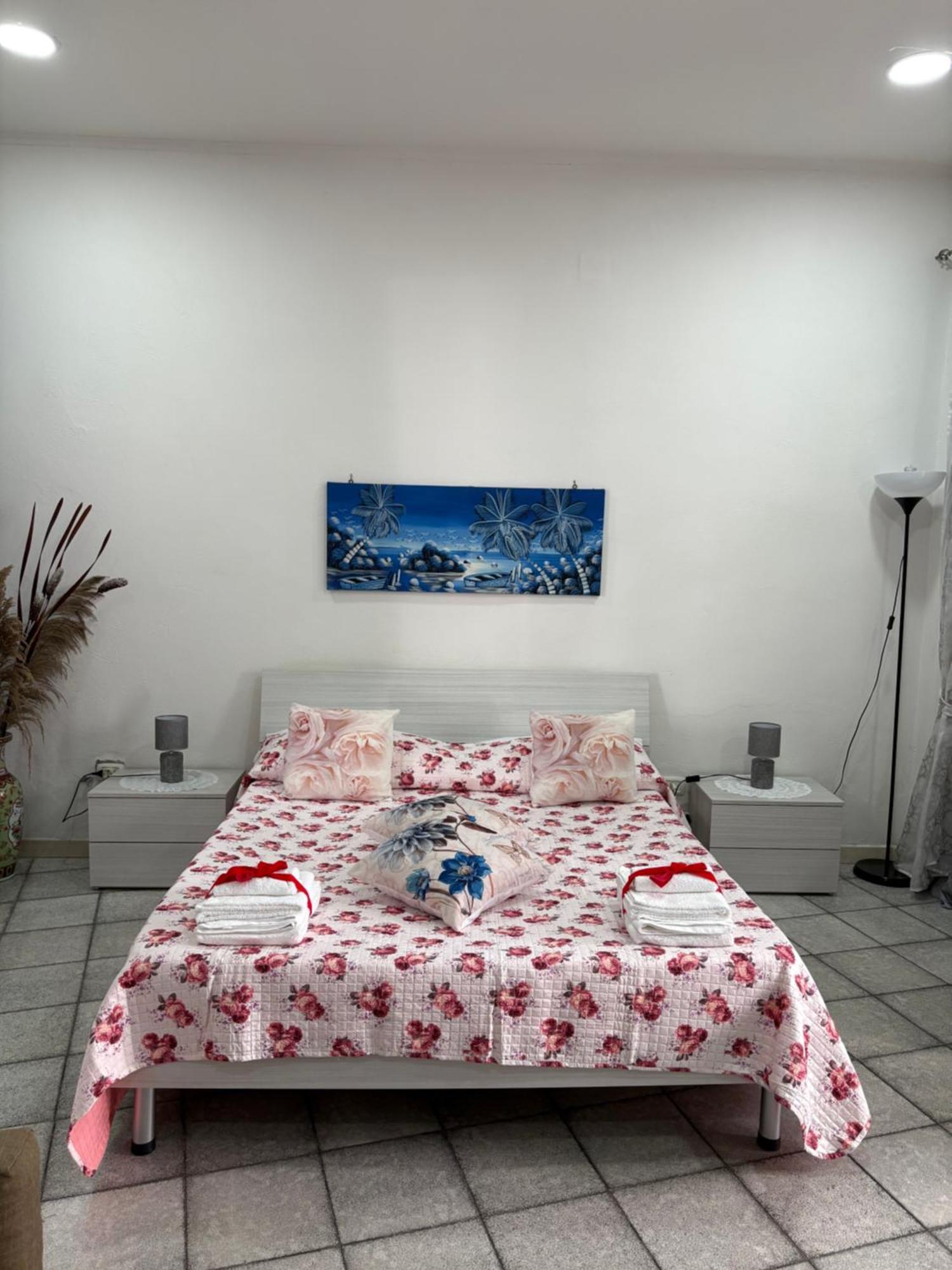 Guest House “Nonna Rossa” Napels Buitenkant foto